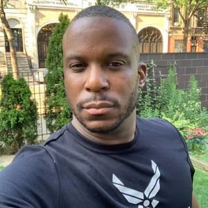 Meet your Posher, Jonathan